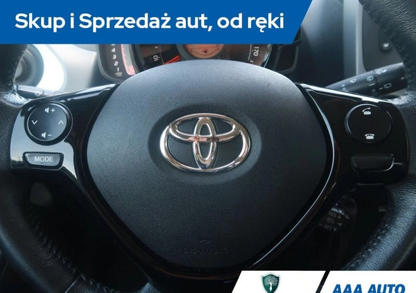 Toyota Aygo cena 40000 przebieg: 53122, rok produkcji 2020 z Sieradz małe 121